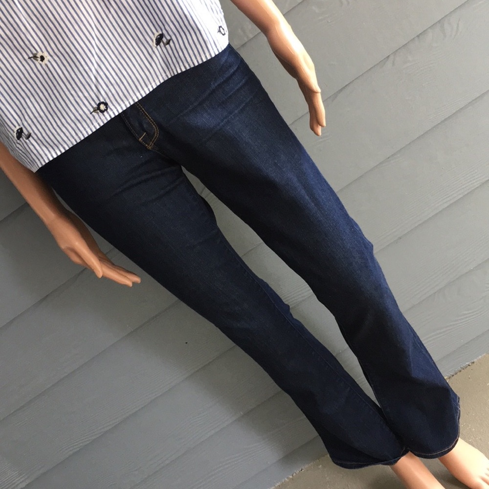 Lucky Brand Boot Jeans - Picture 8 of 13